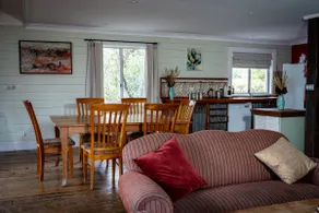 Leura Haven Homestead: Grand rustic cottage for 2 - Image 5