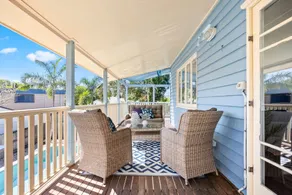 Bluewater Beach Retreat - 5BD/Pool/Walk to Beach - Image 3