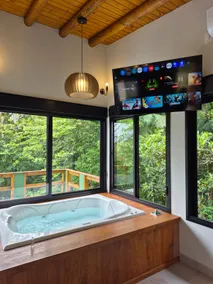 Chalet with Pool, Bathtub, Barbecue Grill, Downtown - Image 2