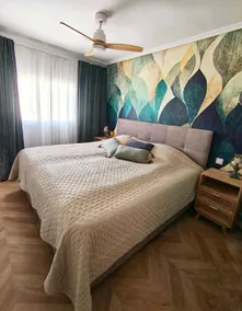 Stylish apartment with a pool and parking - Image 2