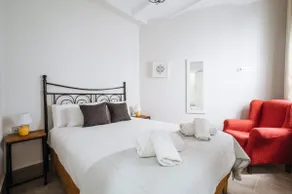 Trinidad Apartments, Apartment with double bed 4 - Image 3