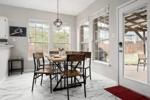 Family Retreat Near DFW - Sleeps 12 - Pet Friendly - Image 4