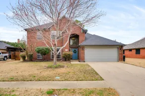 Family Retreat Near DFW - Sleeps 12 - Pet Friendly - Image 2