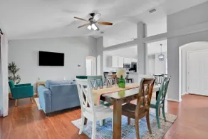 Spacious 4Br/2BA 5TV Home FL Room Fence Beach45 Mn - Image 2