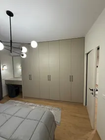 AM10 Luxury Apartment 1 - Image 2