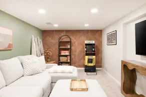 Modern 4BR Retreat - Sauna, Arcade & Fire Pit - Image 3