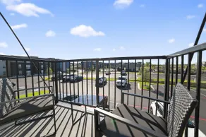 Modern 2BR w Pool, Gym & Free Parking| Near Austin - Image 3