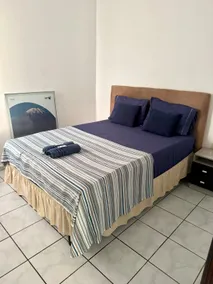 Large Ground-Floor 3-Room Apartment with 2 Bedrooms and Garage, Central Area - Image 3