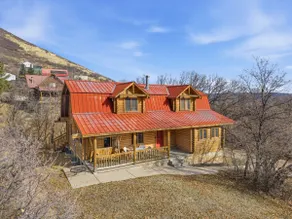 Spacious Cabin | Sleeps 16 | Pool Table | Fire Pit - Image 3