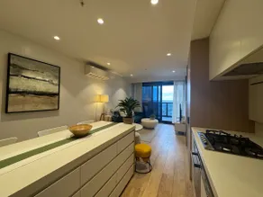 Box Hill luxury 30th floor apartment &car parking. - Image 4