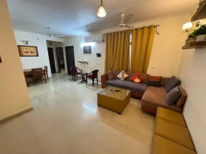 ZoomStay| 3bhk Suite| Near Palassio Mall & Ekana - Image 3