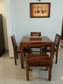 ZoomStay| 3bhk Suite| Near Palassio Mall & Ekana - Image 4