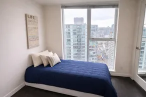 8 Urban Stay downtown Vancouver - Image 5
