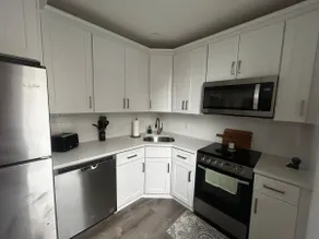 Modern Hoboken getaway Minutes from NYC!- Near EWR - Image 3