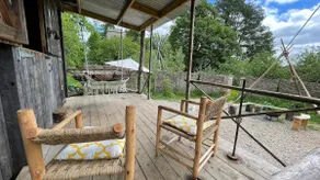 A quirky woodsman’s hut with wood fired hottub - Image 3