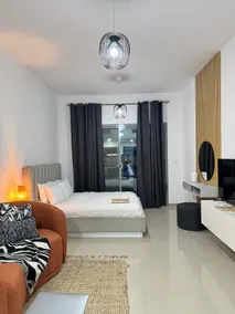 Cozy Studio Apartment-Dubai - Image 2