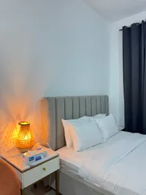 Cozy Studio Apartment-Dubai - Image 3