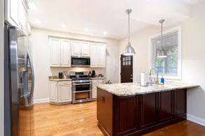 Lloyd House | 5 Kings | Sleeps 12 | Point Breeze - Image 3