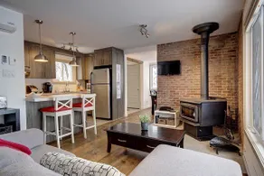 Estrie Spa Chalet - Image 3