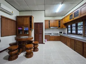 Safehouse108 (local&cozy& private&petfriendly) - Image 5