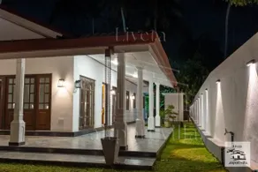 full furniture luxury villa near airport - Image 3