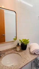 Downtown apartment near malls, supermarkets, and cafés - Image 3