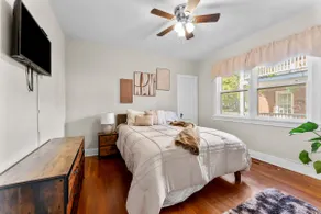 Farmhouse Boho Retreat Cozy 2 BR w/Backyard&Porch - Image 5