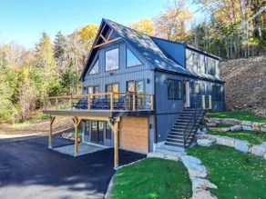 LUX: Best View in Jackson | Hot Tub | New Home - Image 2