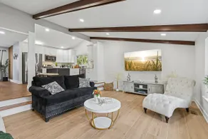 Luxury 4BR/3BA Near O'Hare - Game Room & Playroom - Image 2