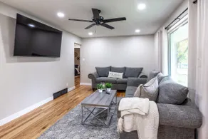 Charming Newly Renovated Ranch in West Des Moines! - Image 5