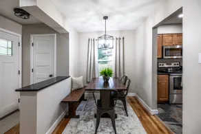 Charming Newly Renovated Ranch in West Des Moines! - Image 4