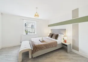 Pristine Home • Near Station, Pantiles & Calverley - Image 4
