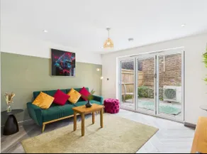 Pristine Home • Near Station, Pantiles & Calverley - Image 4