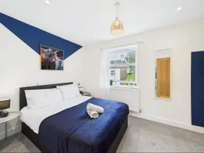 Pristine Home • Near Station, Pantiles & Calverley - Image 5