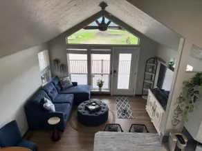 New Cozy Lower Lake Retreat! - Image 2