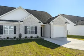 Retreat @ The Hollow | Luxury 4BR/3BA • ECU - Image 2
