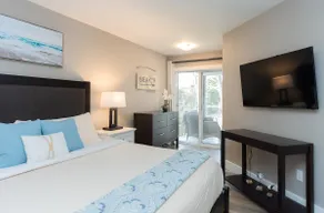 Pacific Cove By The Sea: Pool & Hot Tub - Image 2