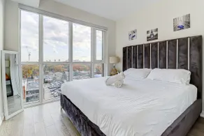 Sunny Skyloft l Pvt Rooftop l Parking | King Beds - Image 5