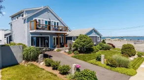 New Bedford Coastal Retreat Sleeps 11 | 4BR/3BA - Image 5