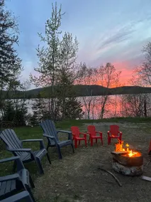 Havre du Tapani – 3 Bedroom Lakeside Chalet - Image 2