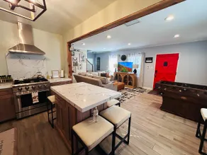 Stylish 3BR Front Guest House Retreat - Image 3