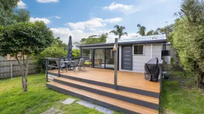 Coastal Retreat on Hazel - Lakes Entrance Getaway - Image 2