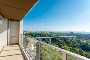 “Mond Mío Okinawa 12F” — Views of the blue sea from the higher floors and a stylish resort over 70 m² in size — - Image 4