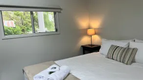 Mundulla Cottage and Cabins *Cabin 3* - Image 3