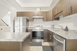 Spacious 4 Bedroom Home. - Image 4