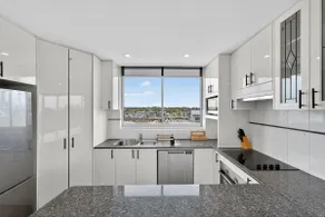 The Oceanfront Sanctuary Spa & Parking - Image 4