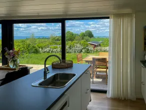 Cottage with panoramic views of Aarhus Bay - Image 4