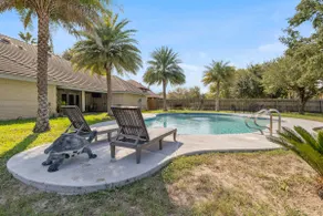 Luxury Sharyland Stay • Private Pool • Sleeps 16+ - Image 4