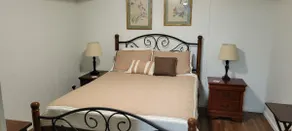 Cozy Cottage. 1 bed/Fire pit/Grill/Scenery! - Image 3