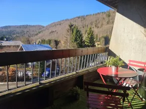 Chez Vi le Forestier: Cozy apartment in the heart of the Jura - Image 3